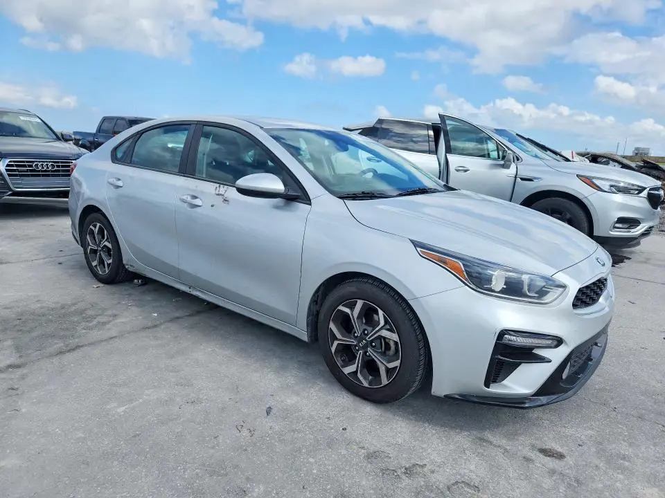 2020 KIA FORTE LXS  