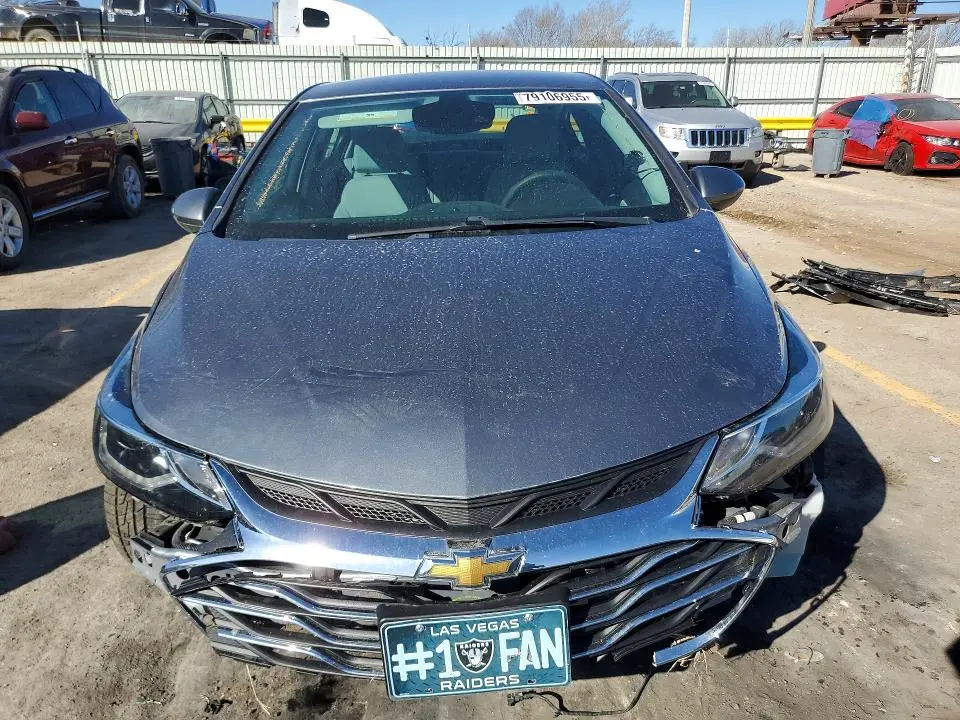 2019 CHEVROLET CRUZE LT  