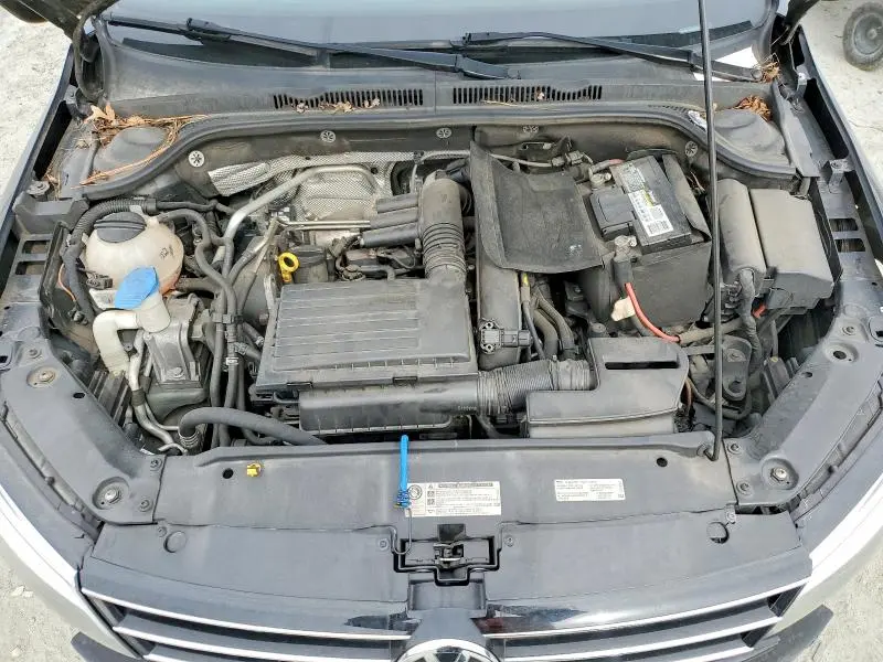 2016 VOLKSWAGEN JETTA SE  