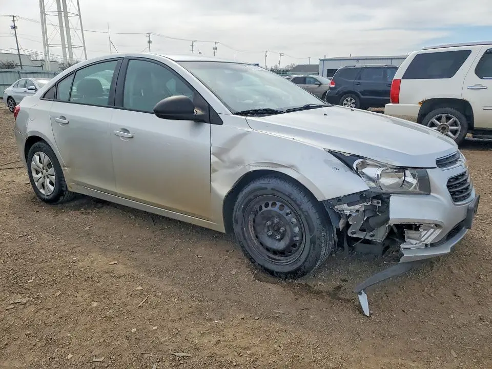 2015 CHEVROLET CRUZE LS  