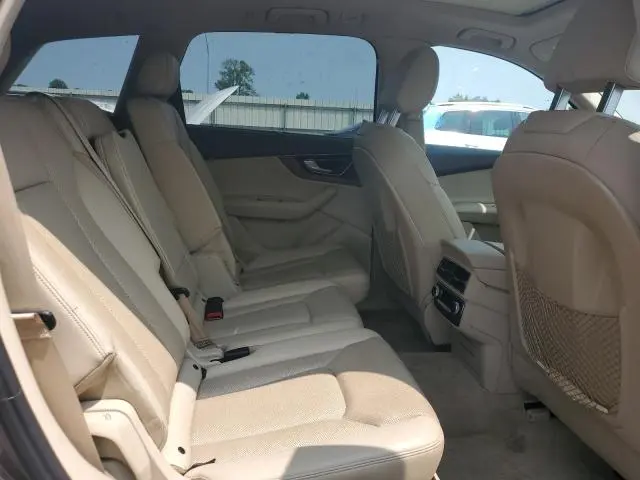 2017 AUDI Q7 PRESTIGE  
