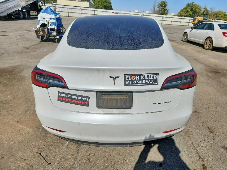 2022 TESLA MODEL 3   