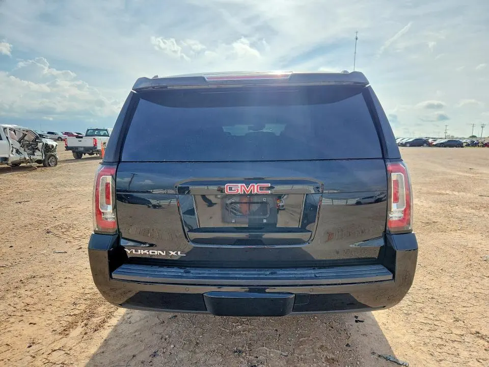 2015 GMC YUKON XL C1500 SLT  