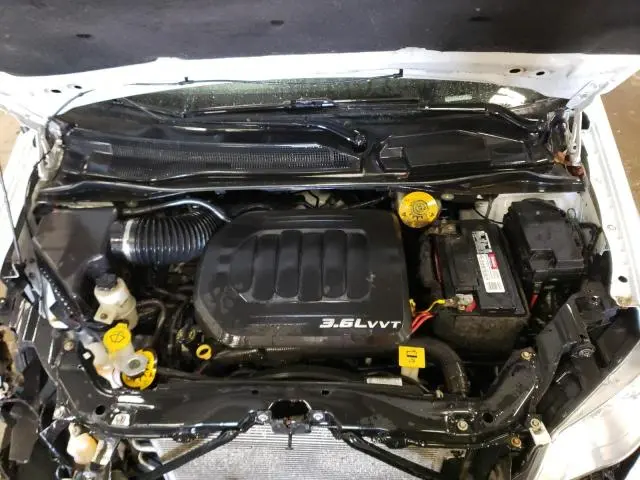 2016 DODGE GRAND CARAVAN CREW  