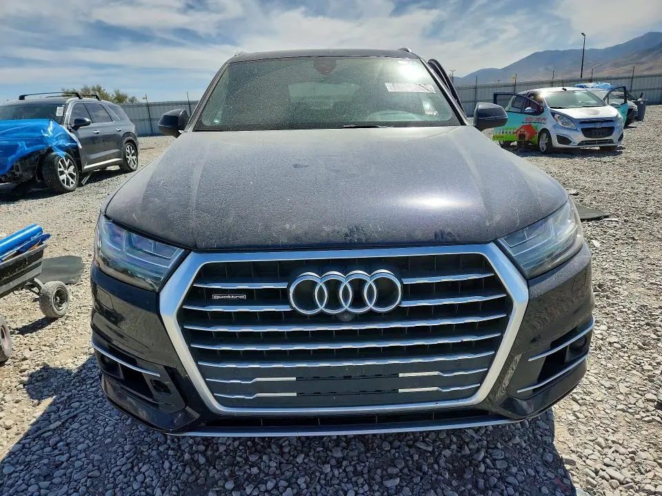 2017 AUDI Q7 PRESTIGE  