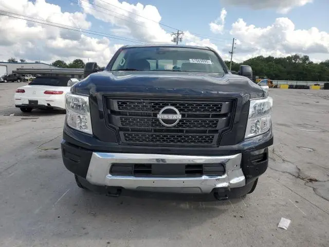 2024 NISSAN TITAN XD SV  
