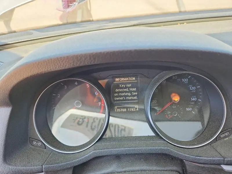 2018 VOLKSWAGEN PASSAT   