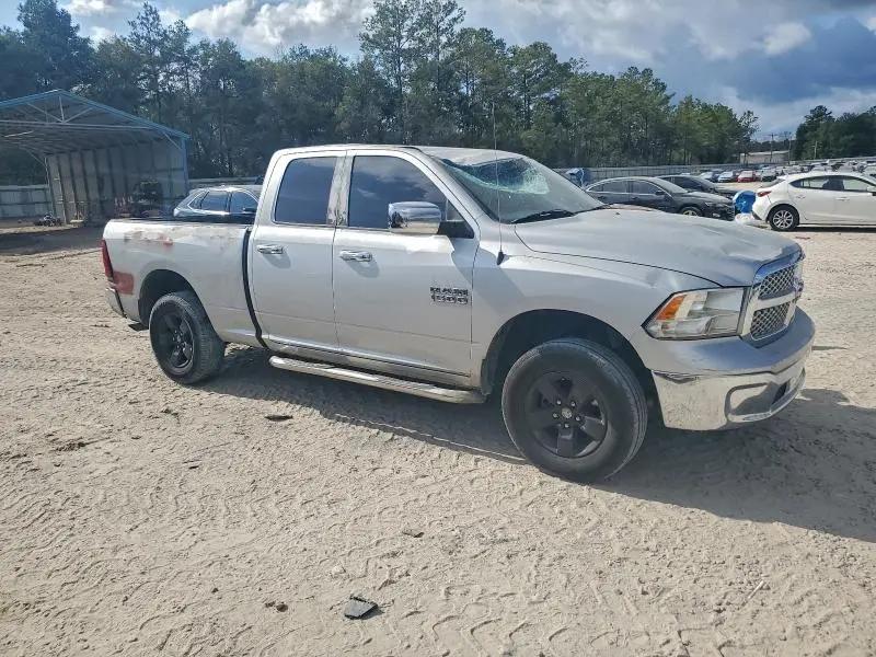 2015 RAM 1500 SLT  