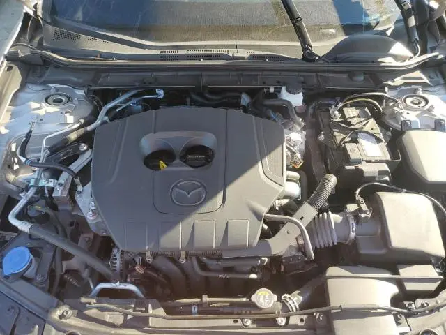 2025 MAZDA 3 PREFERRED  