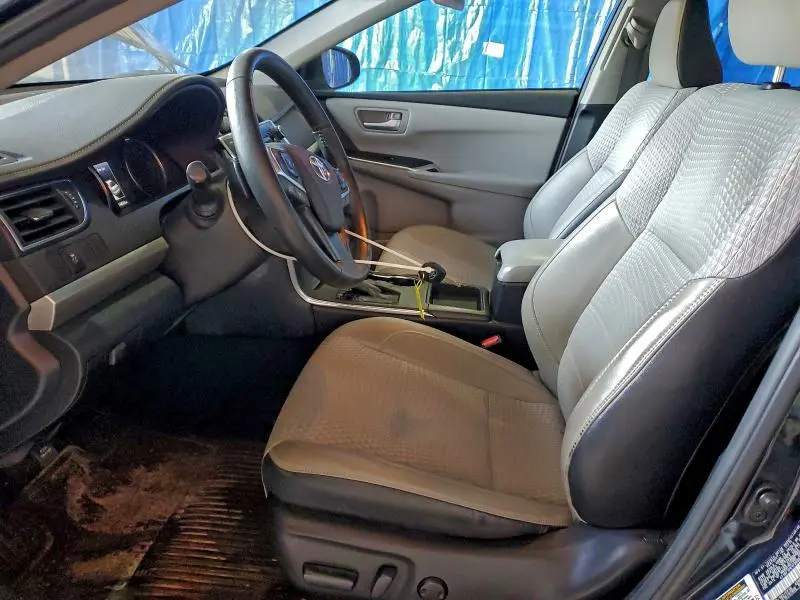 2015 TOYOTA CAMRY LE  