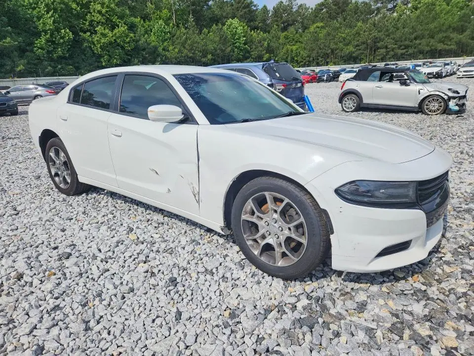 2016 DODGE CHARGER SXT  