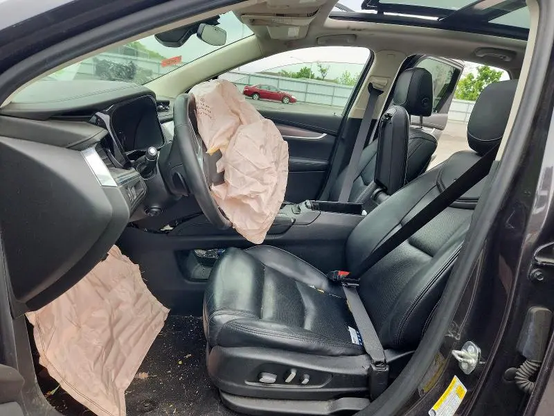 2018 CADILLAC XT5 PREMIUM LUXURY  