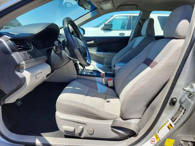 2013 TOYOTA CAMRY LE  