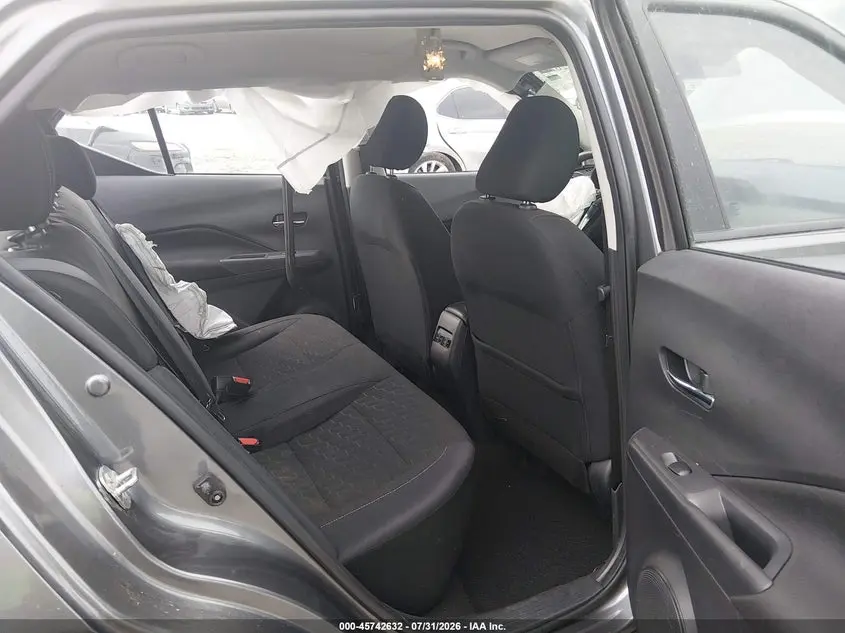 2024 NISSAN KICKS SV XTRONIC CVT