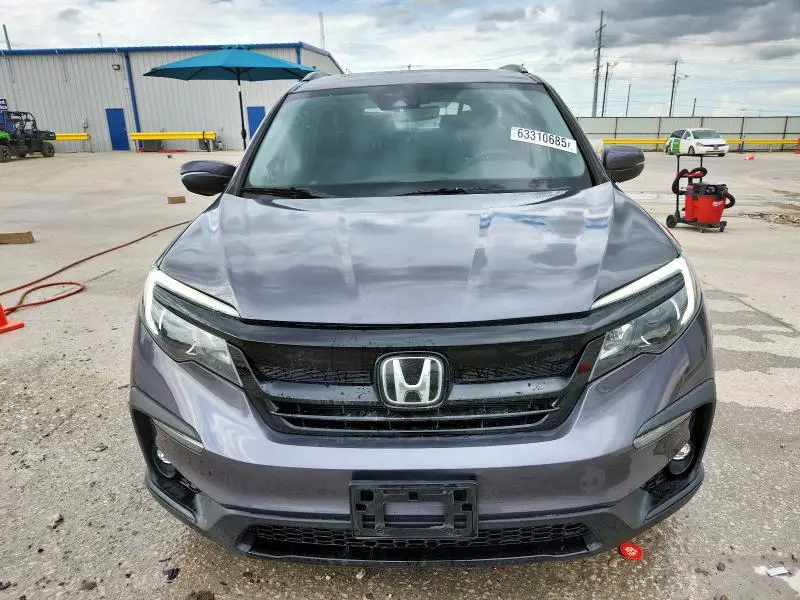 2021 HONDA PILOT SE  