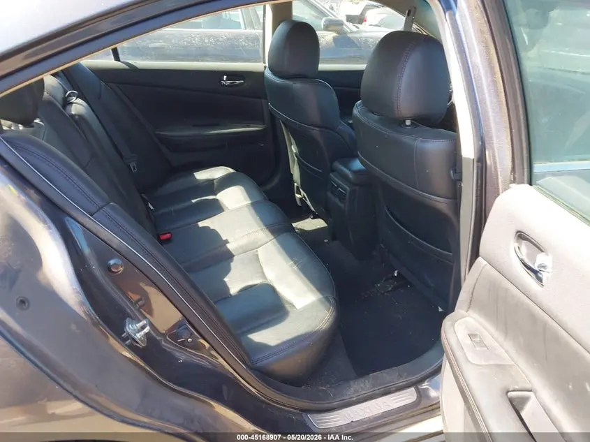 2013 NISSAN MAXIMA 3.5 SV