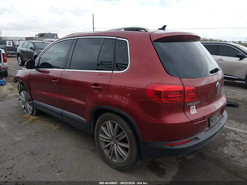 2013 VOLKSWAGEN TIGUAN SE