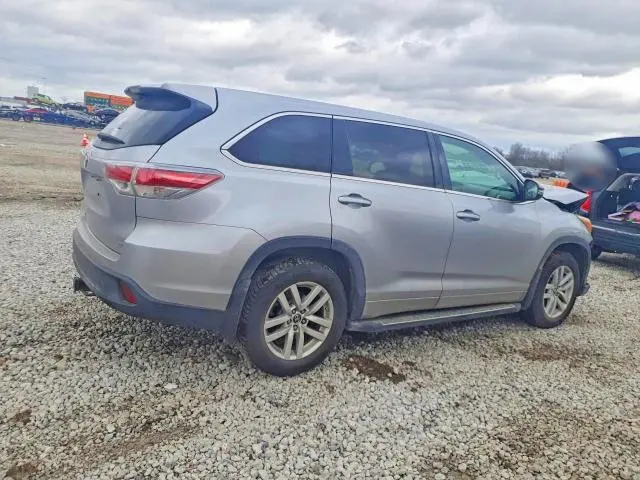 2016 TOYOTA HIGHLANDER LE  