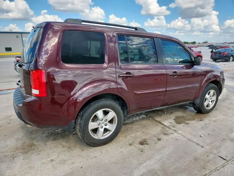 2011 HONDA PILOT EX  