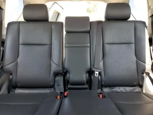 2016 LEXUS GX 460  