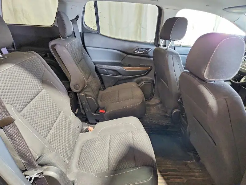 2017 GMC ACADIA SLE  
