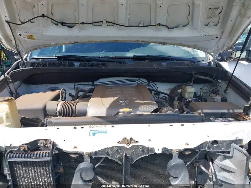 2010 TOYOTA TUNDRA SR5 5.7L V8