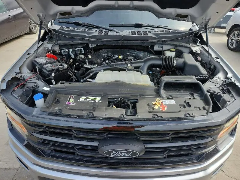 2024 FORD F150 XLT  