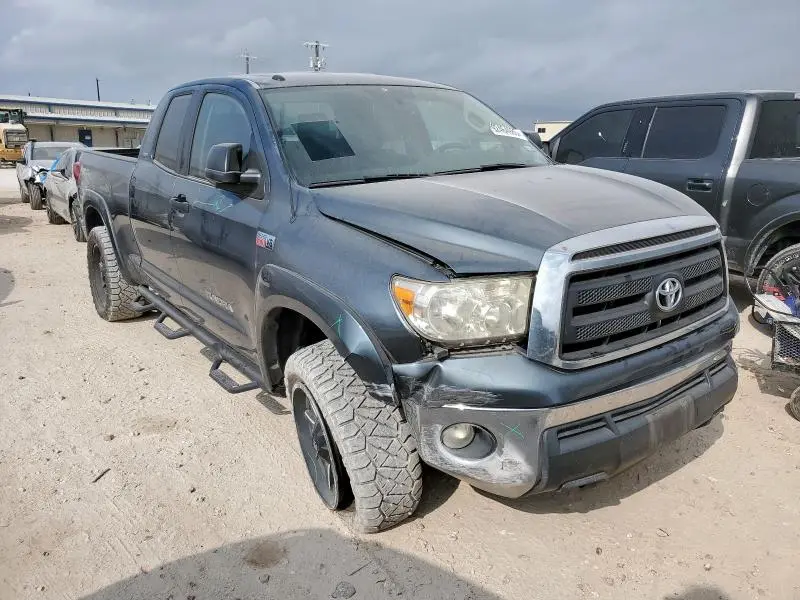 2010 TOYOTA TUNDRA DOUBLE CAB SR5  
