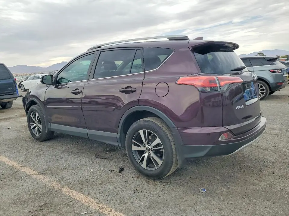 2016 TOYOTA RAV4 XLE  