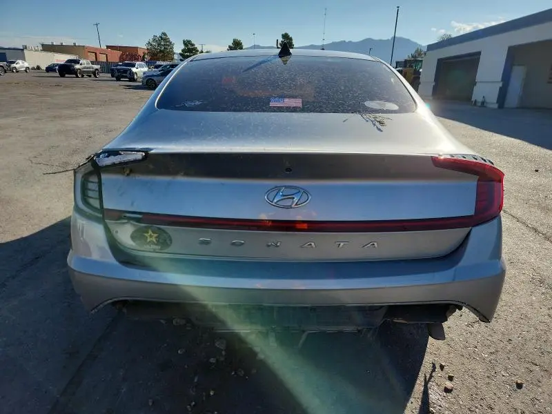 2021 HYUNDAI SONATA SE  