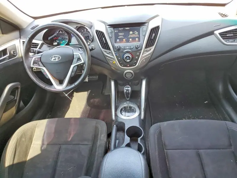 2017 HYUNDAI VELOSTER BASE  