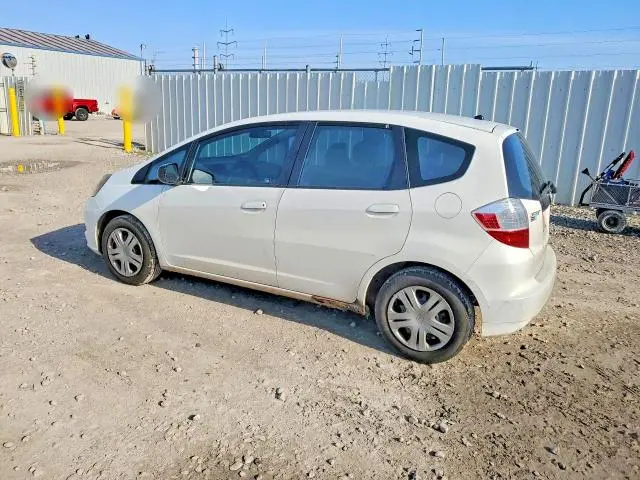 2010 HONDA FIT   