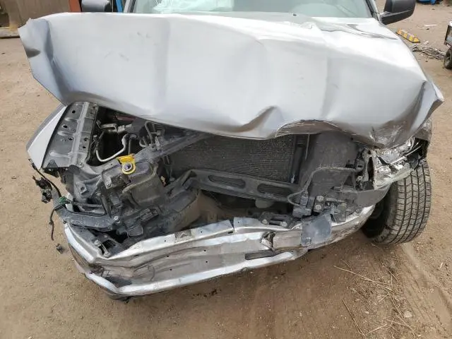 2013 RAM 1500 SLT  