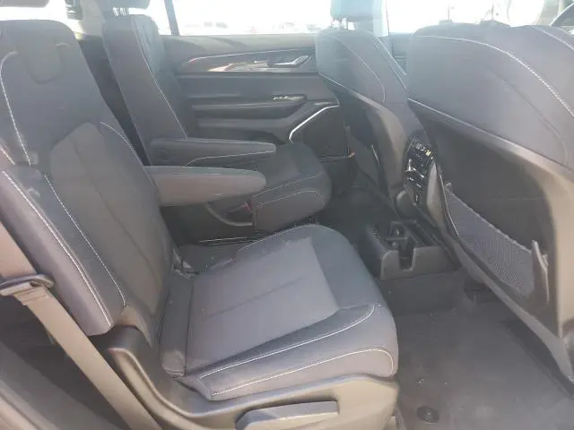 2022 JEEP GRAND CHEROKEE L LAREDO  