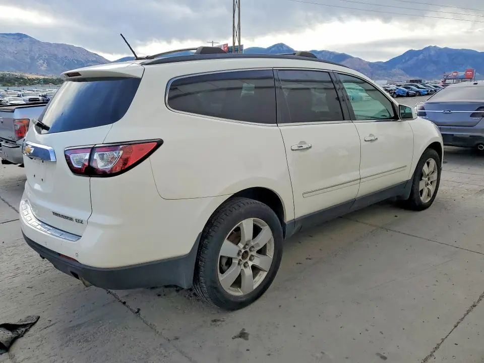 2014 CHEVROLET TRAVERSE LTZ  