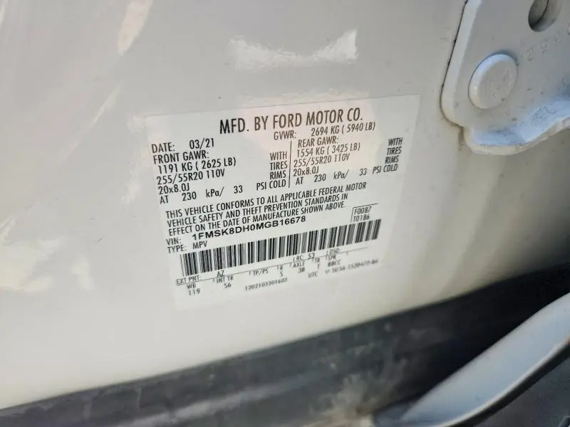 2021 FORD EXPLORER XLT  