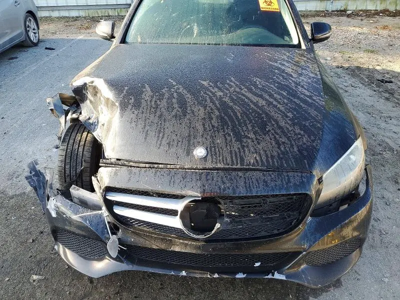2016 MERCEDES-BENZ C 300  