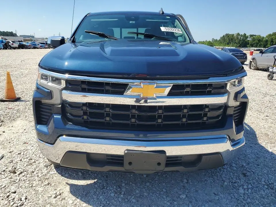 2022 CHEVROLET SILVERADO C1500 LT  