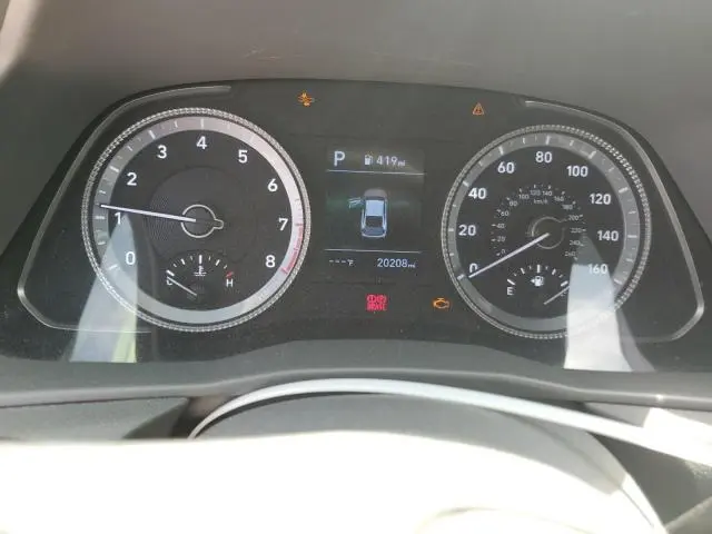 2022 HYUNDAI SONATA SE  