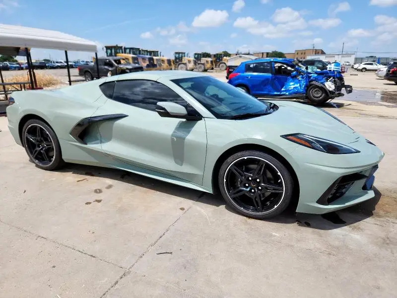 2024 CHEVROLET CORVETTE STINGRAY 1LT  