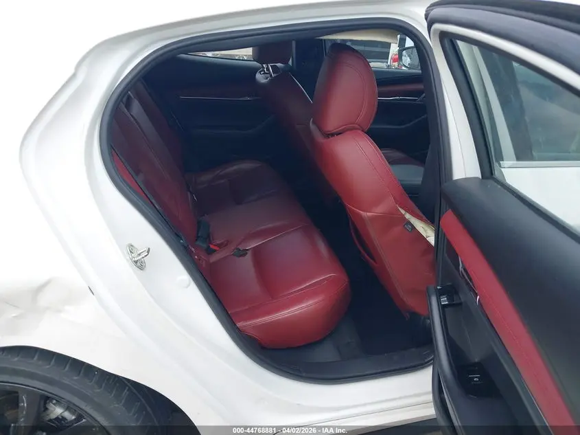 2020 MAZDA MAZDA3 PREMIUM PACKAGE