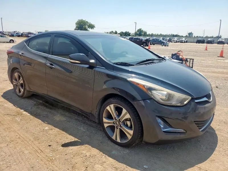 2014 HYUNDAI ELANTRA SE  