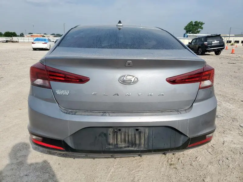 2019 HYUNDAI ELANTRA SEL  