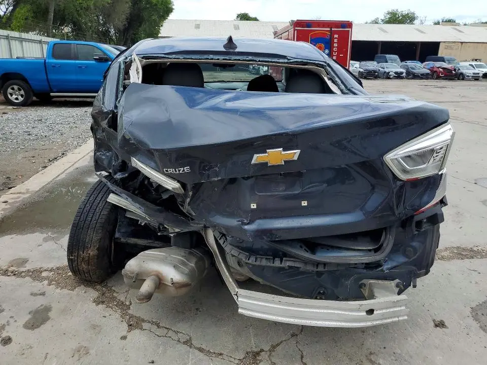 2016 CHEVROLET CRUZE LS  