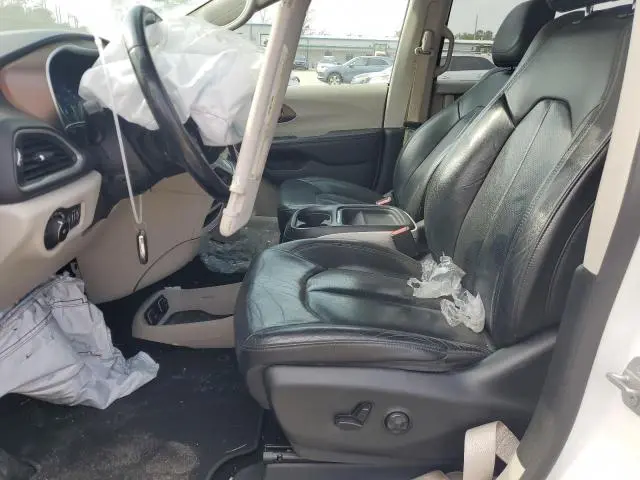 2019 CHRYSLER PACIFICA TOURING L