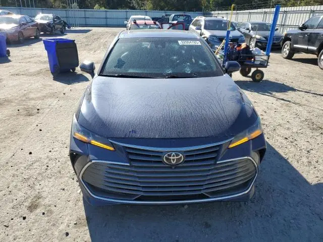 2019 TOYOTA AVALON XLE  