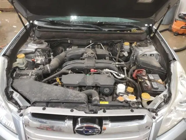 2013 SUBARU OUTBACK 2.5I PREMIUM  