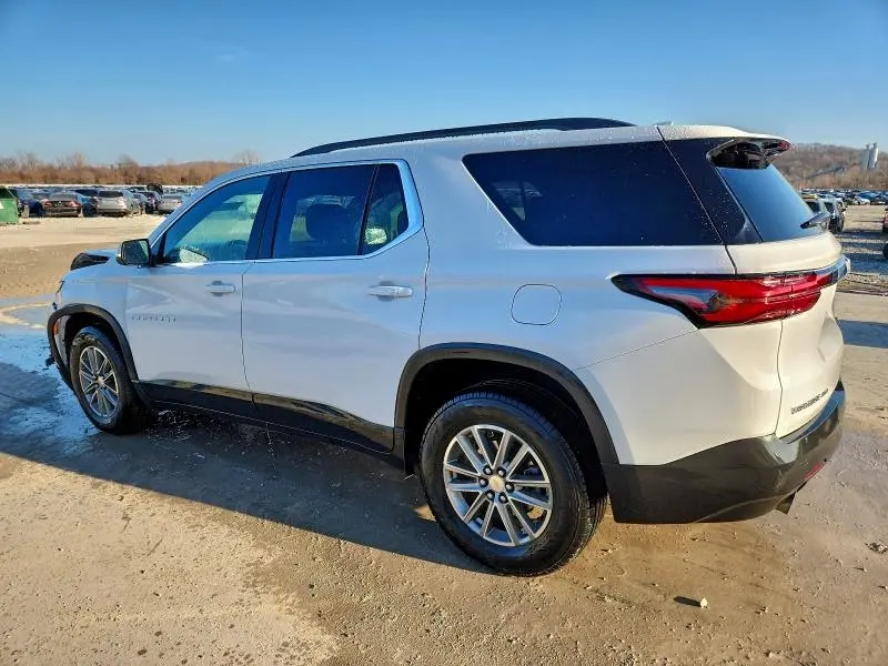 2023 CHEVROLET TRAVERSE LT  