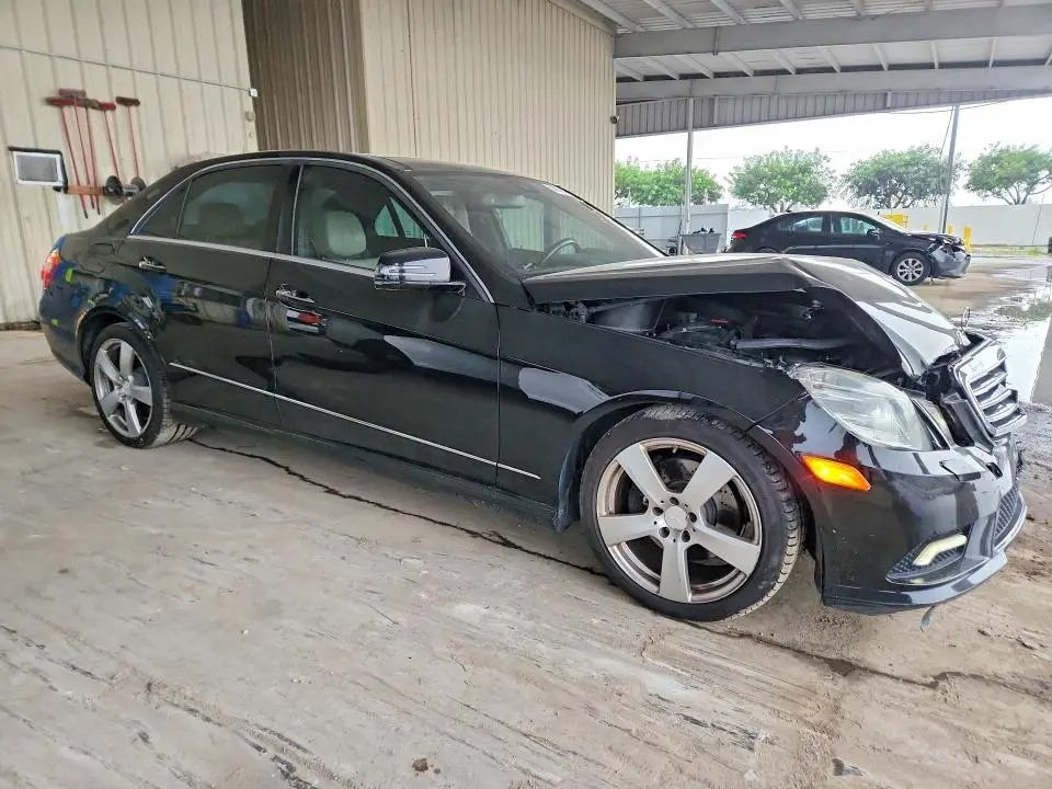 2011 MERCEDES-BENZ E 350  