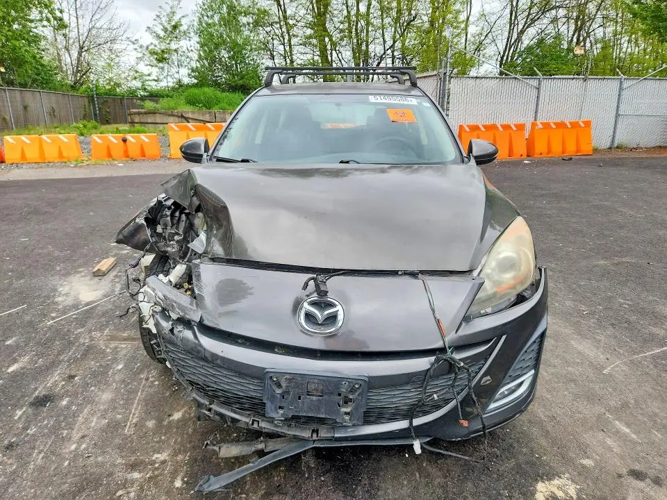 2010 MAZDA 3 S  